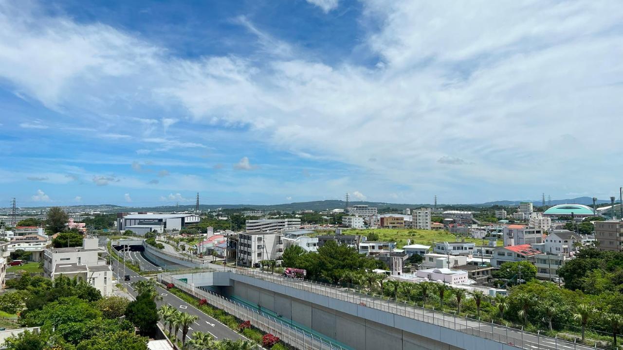 ＆Monde. Okinawa Arena Condominium Buitenkant foto