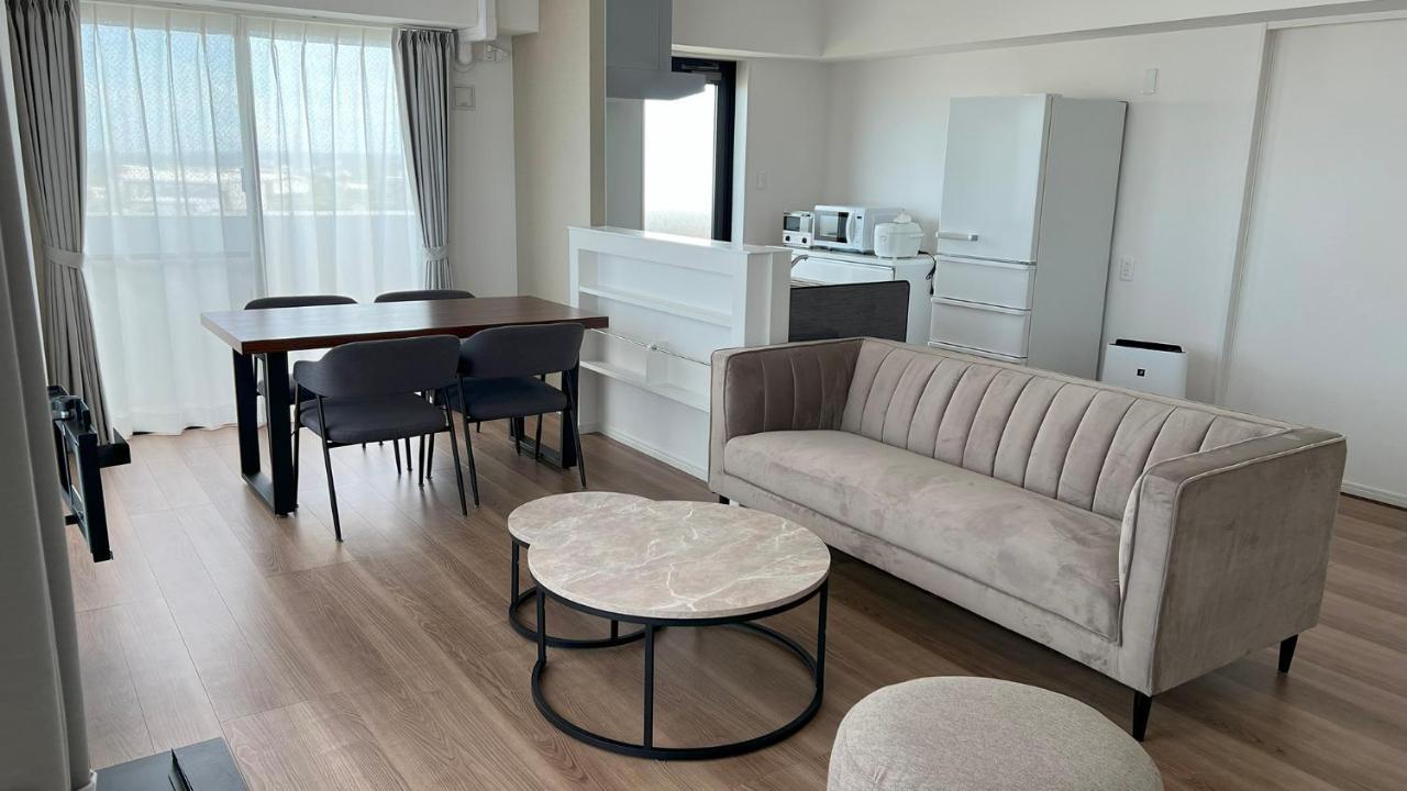 ＆Monde. Okinawa Arena Condominium Buitenkant foto