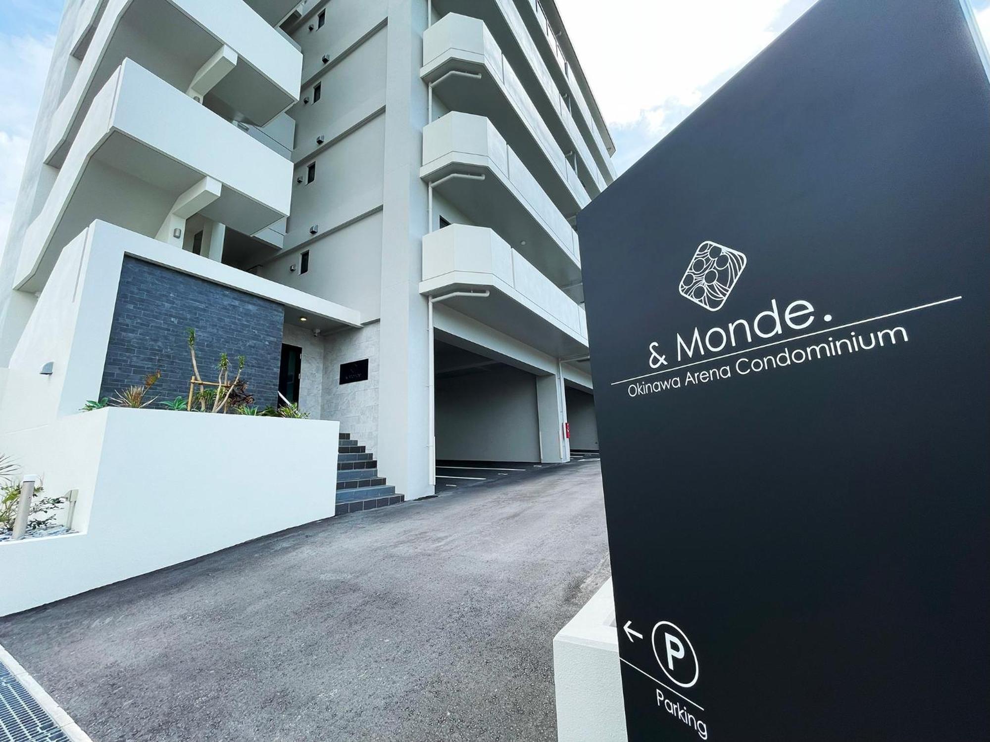 ＆Monde. Okinawa Arena Condominium Buitenkant foto