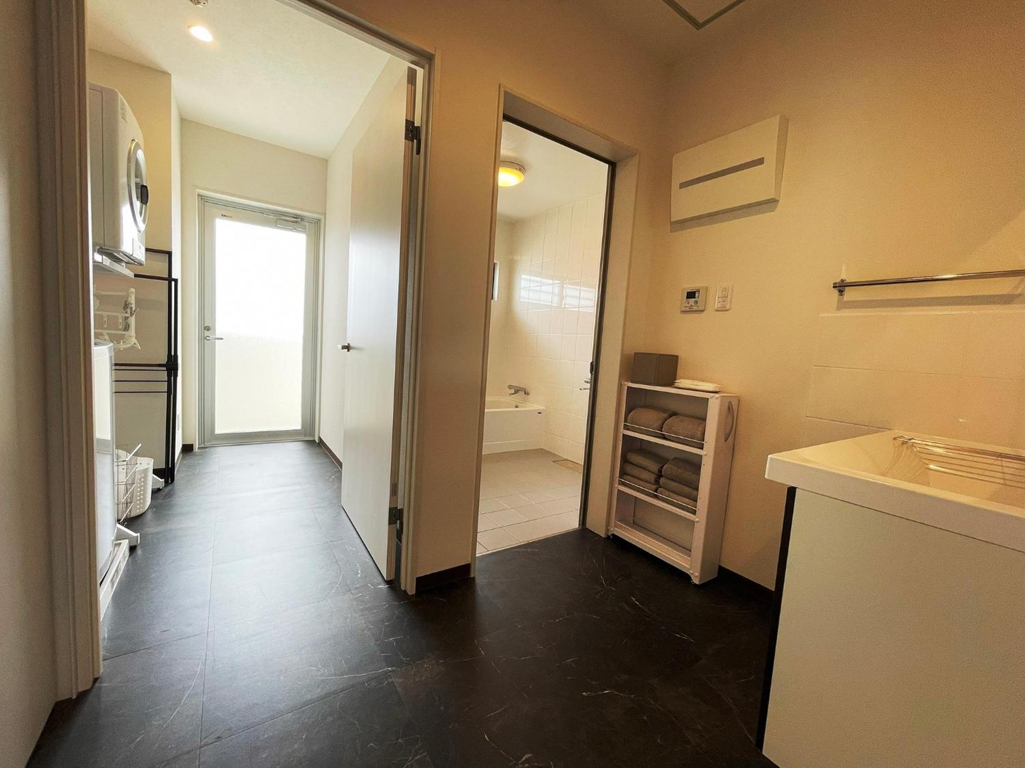 ＆Monde. Okinawa Arena Condominium Buitenkant foto